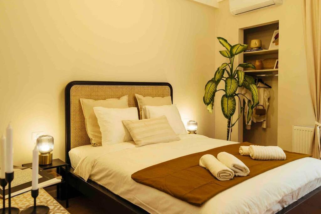 Stunning Views - Top Location - Netflix + Balcony Bucureşti Ngoại thất bức ảnh